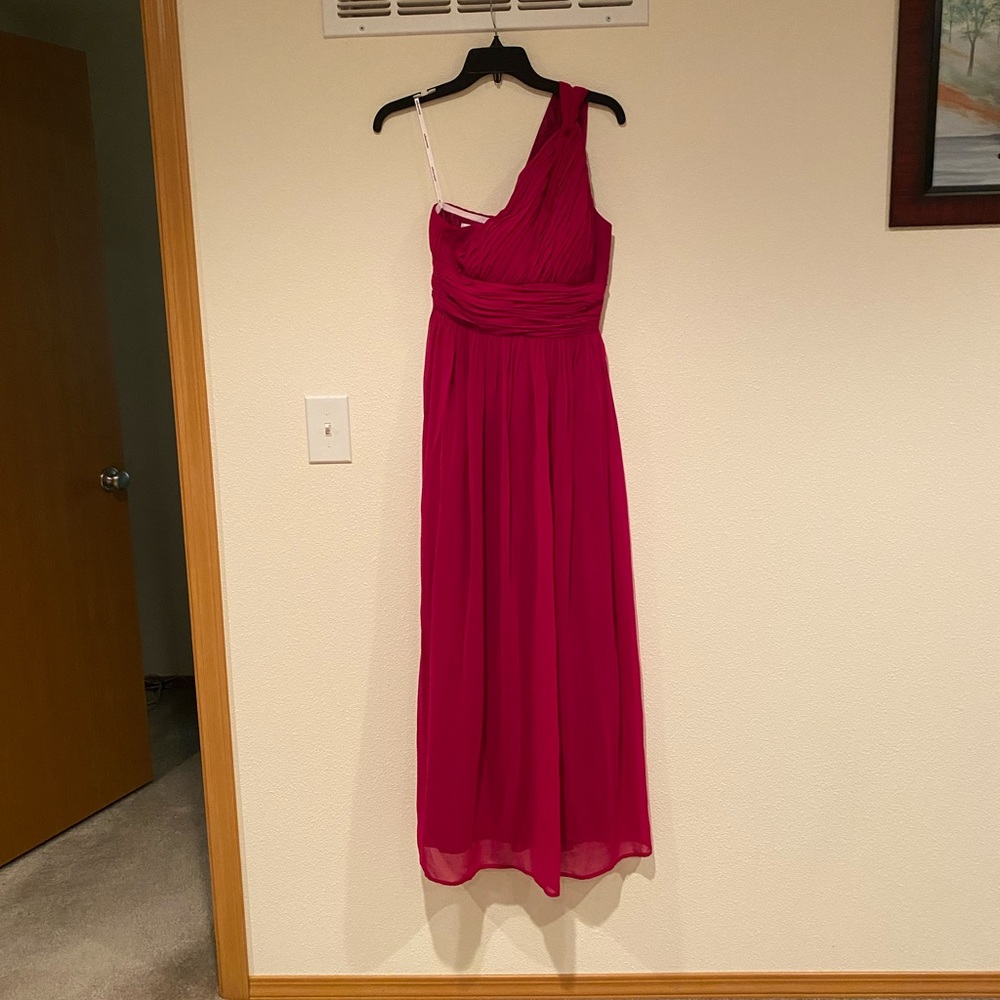 Donna Morgan. Size 2, Wedding guest,prom dress